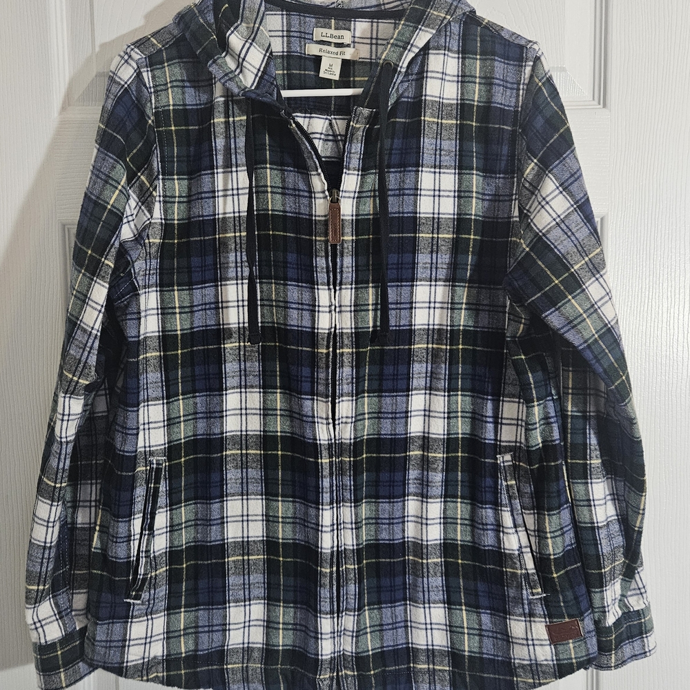 L.L.Bean Mens Medium Plaid Hooded Full Zip Flannel Outdoor Activewear Jacket